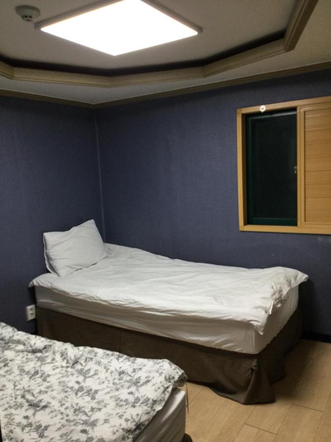 G Mini Hotel Dongdaemun Сеул Экстерьер фото