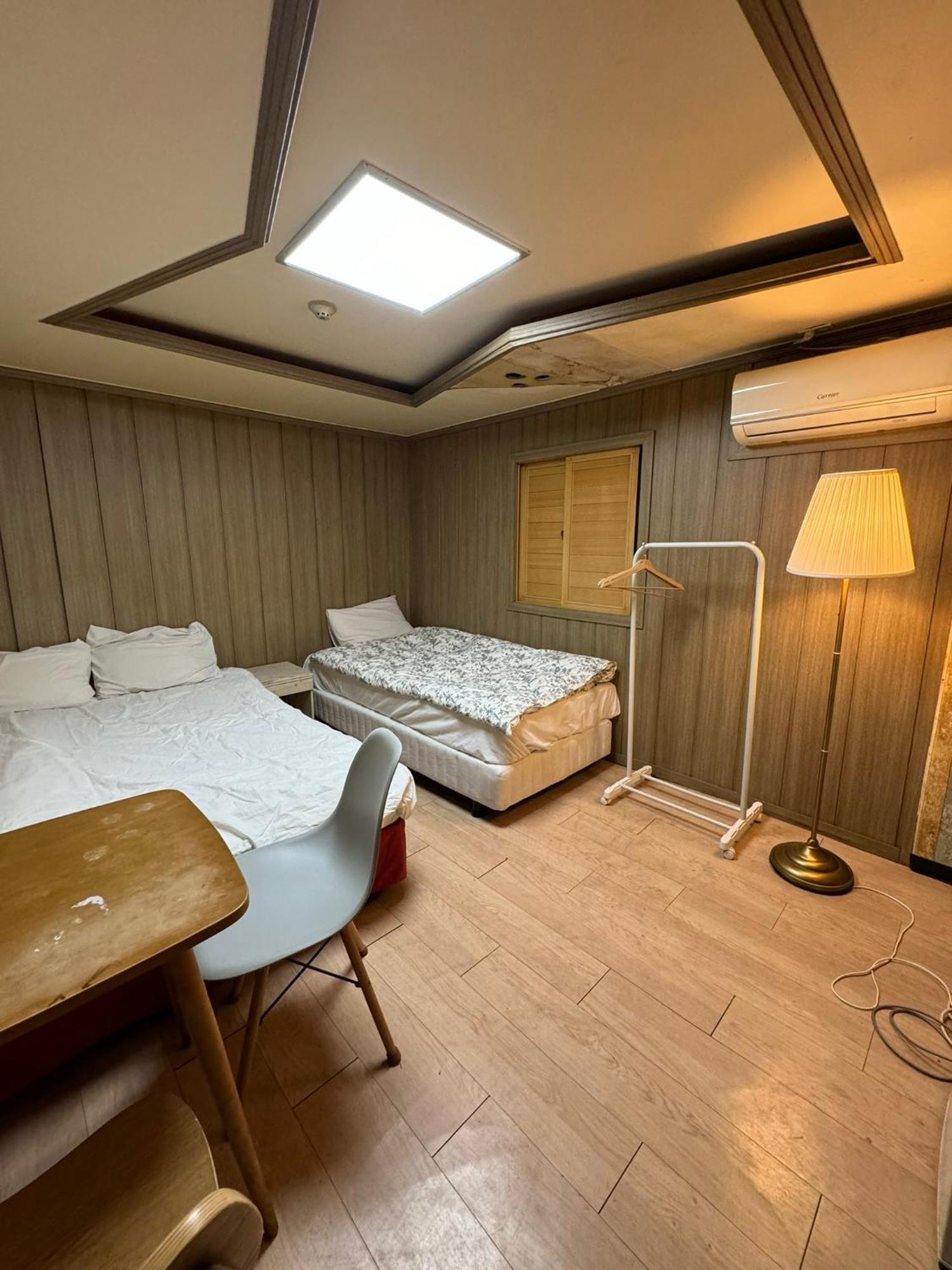 G Mini Hotel Dongdaemun Сеул Экстерьер фото